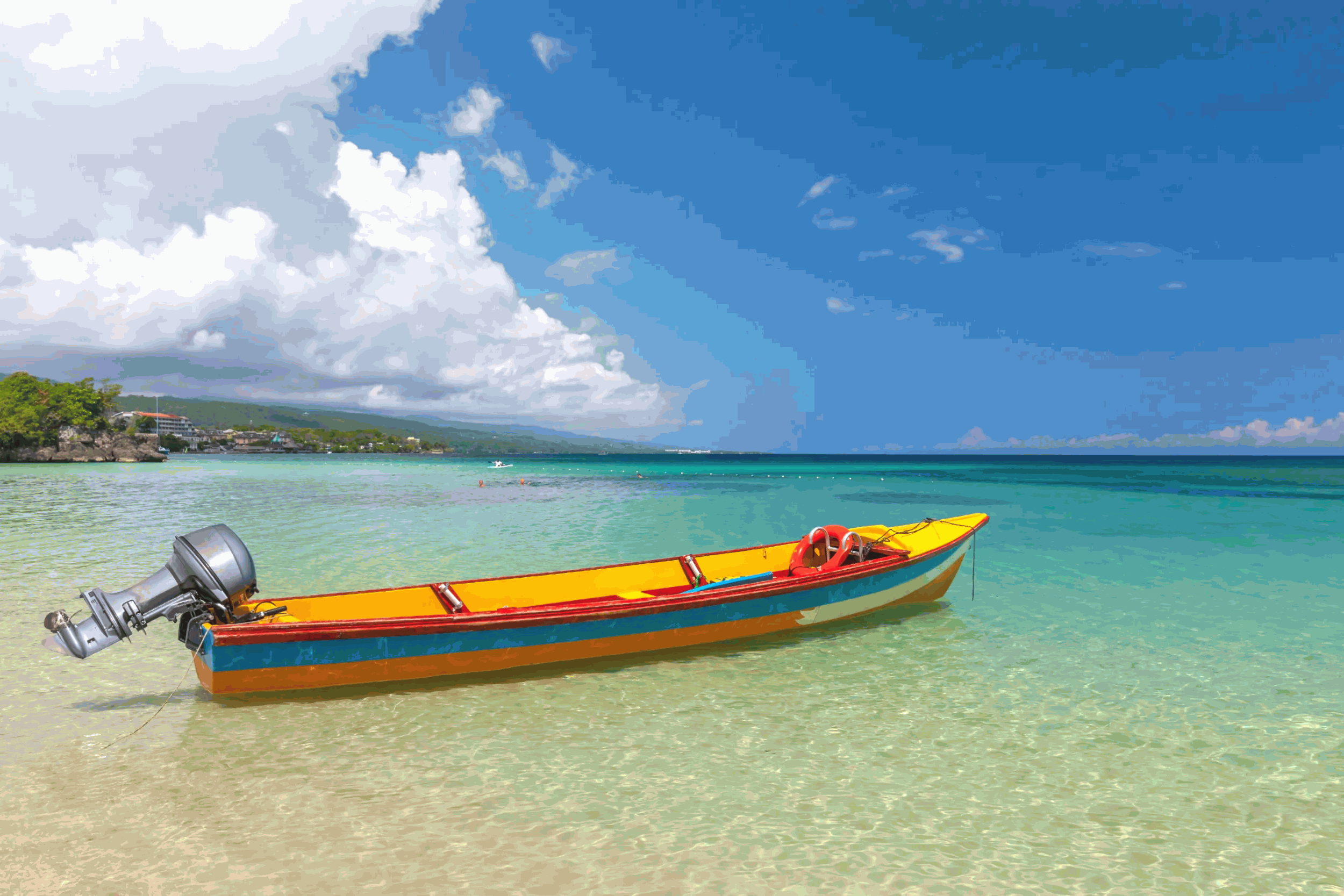 the famous paradise beach of jamaica