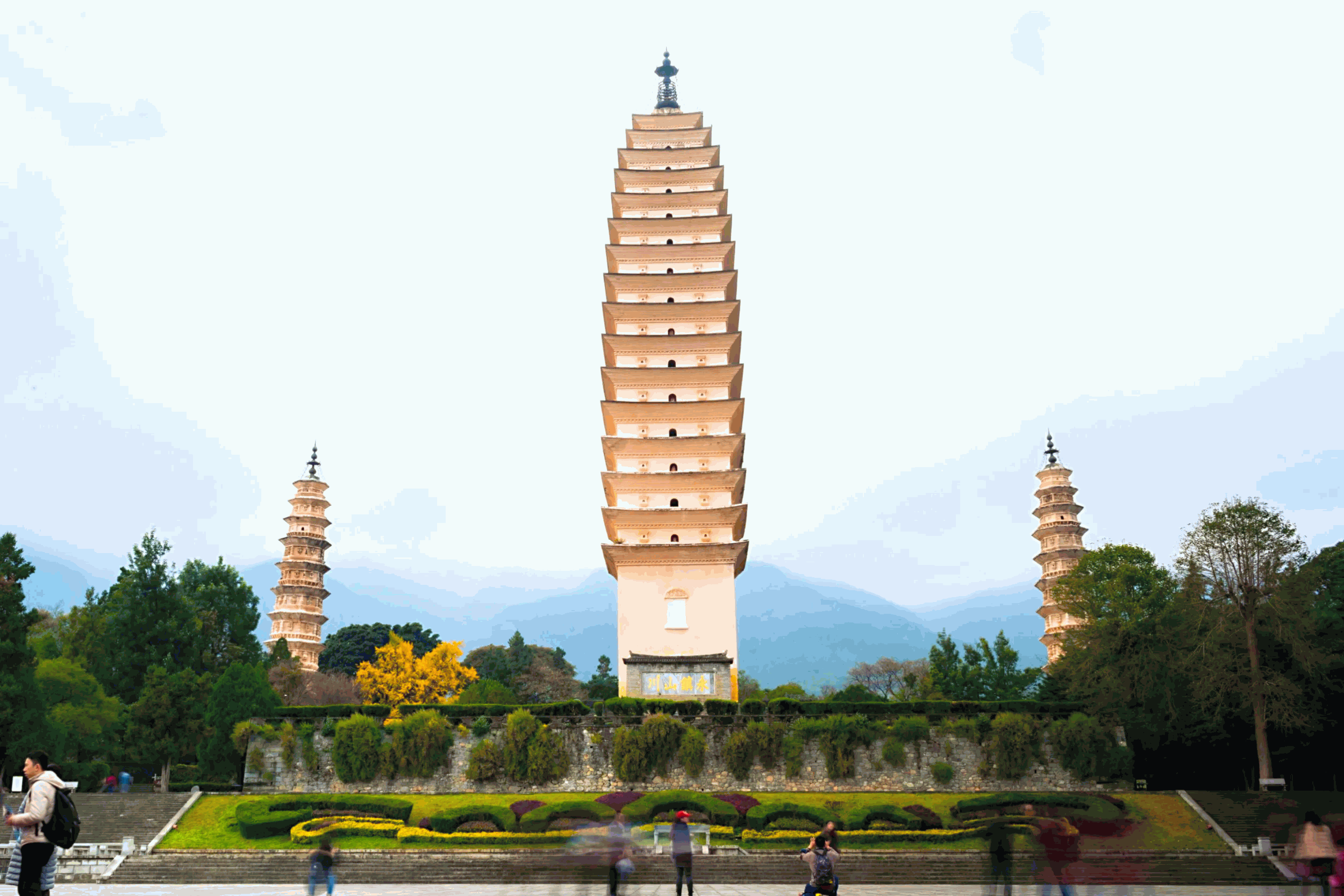 thje famous view of pogoda in beijing china